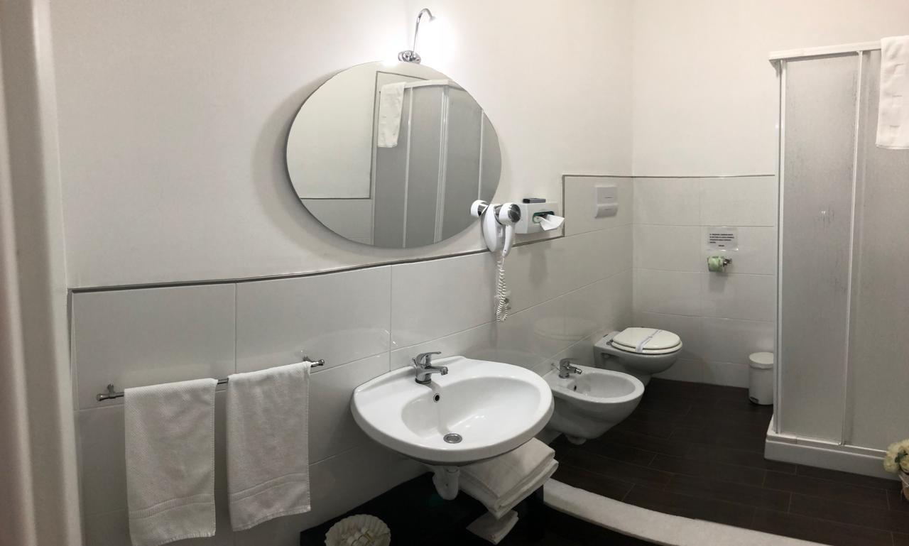 سان كاتالدو B&B Rosaly المظهر الخارجي الصورة