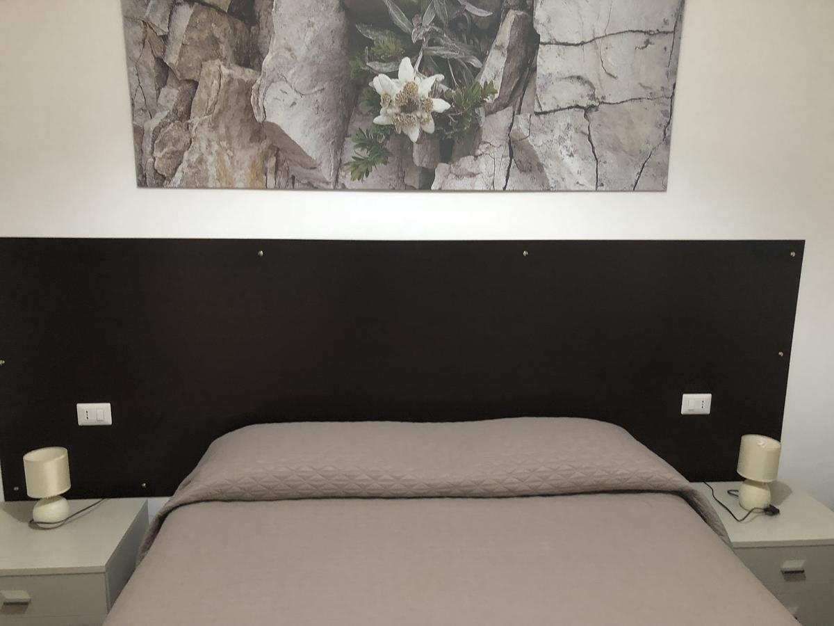 سان كاتالدو B&B Rosaly المظهر الخارجي الصورة