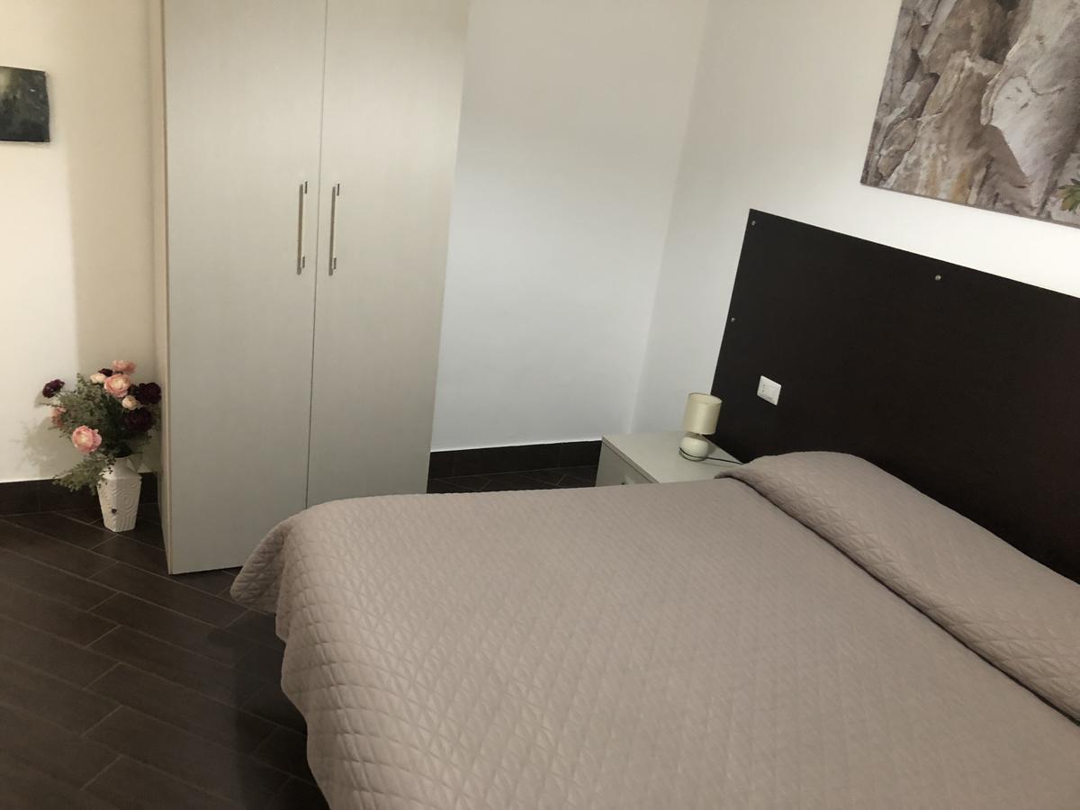 سان كاتالدو B&B Rosaly المظهر الخارجي الصورة