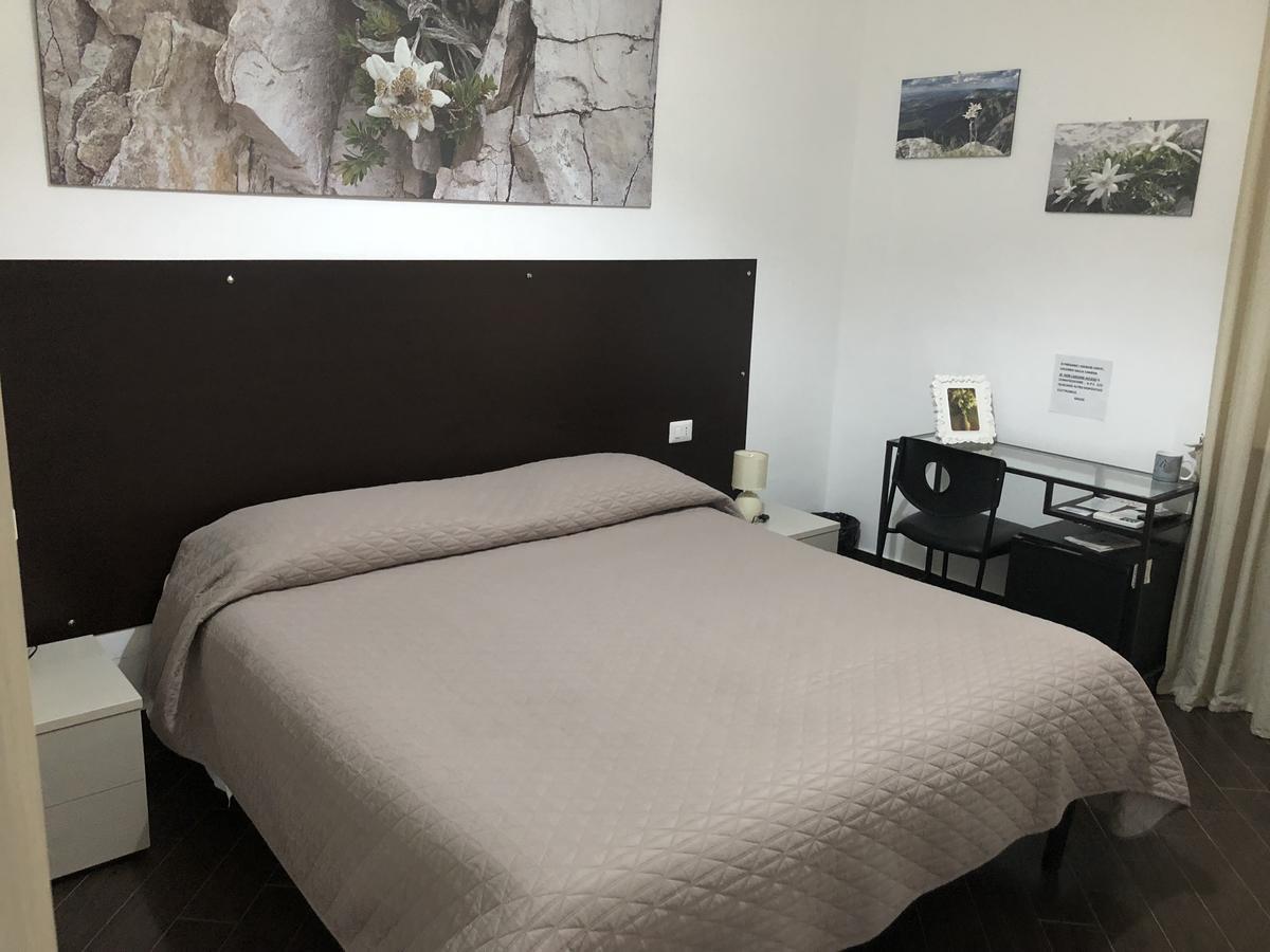سان كاتالدو B&B Rosaly المظهر الخارجي الصورة
