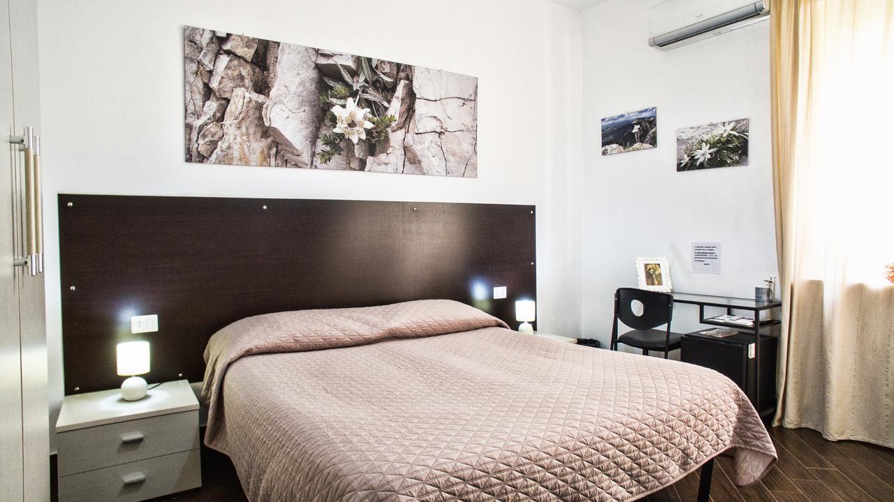 سان كاتالدو B&B Rosaly المظهر الخارجي الصورة
